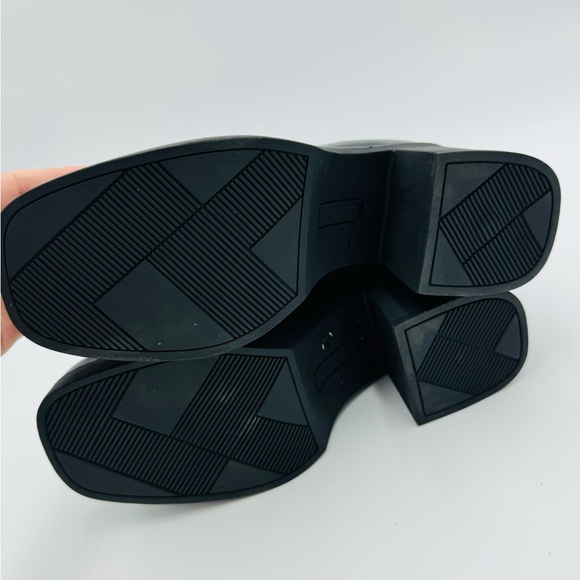 NEWCall It Spring Shauna Crinkle Black Patent Faux Leather Lugged Platform Boots - Picture 5 of 10